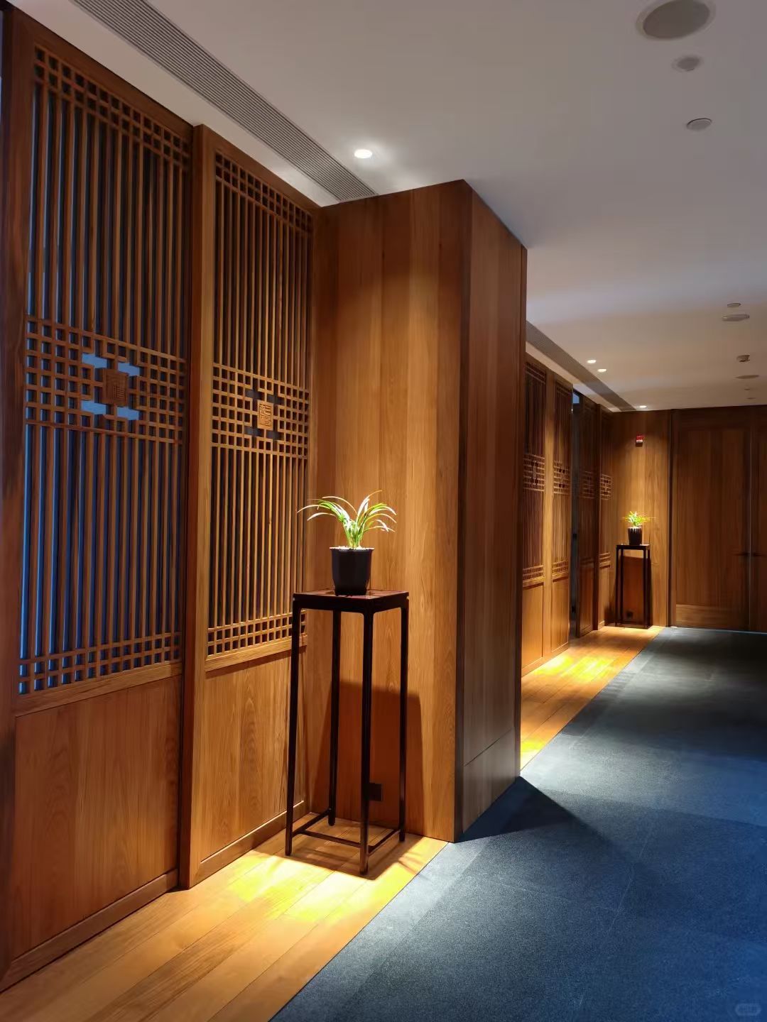 格栅屏风